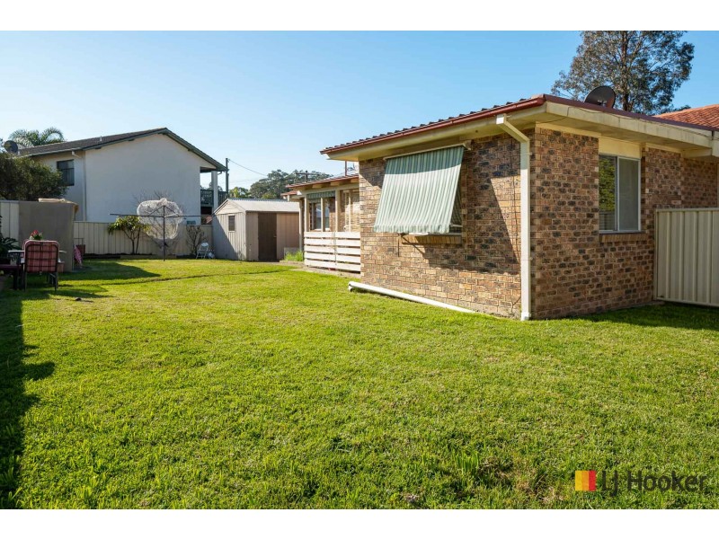 2 Cook Avenue, Surf Beach NSW 2536