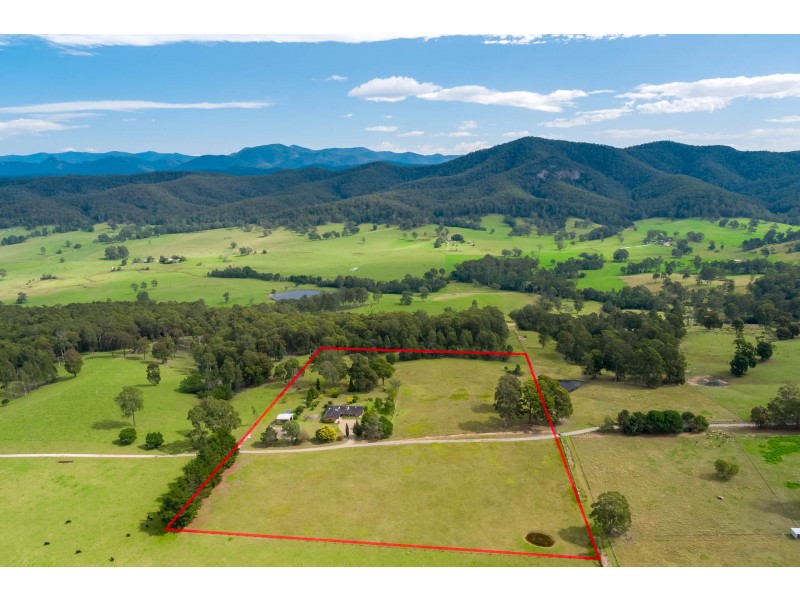 415 Meadows Road, Moruya NSW 2537