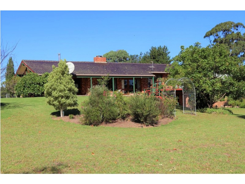 415 Meadows Road, Moruya NSW 2537