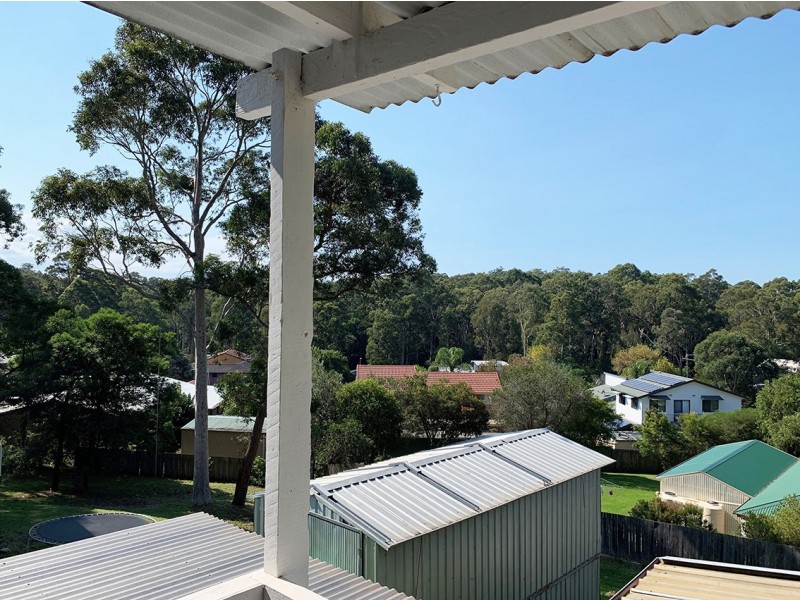 12 Berrima Parade, Surfside NSW 2536