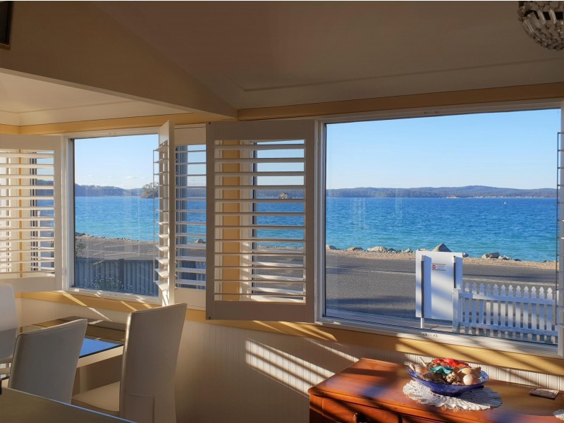 392 Beach Road, Batehaven NSW 2536