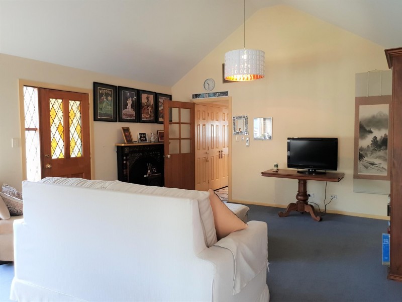 392 Beach Road, Batehaven NSW 2536