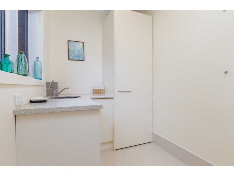 1 Vista Avenue, Catalina NSW 2536