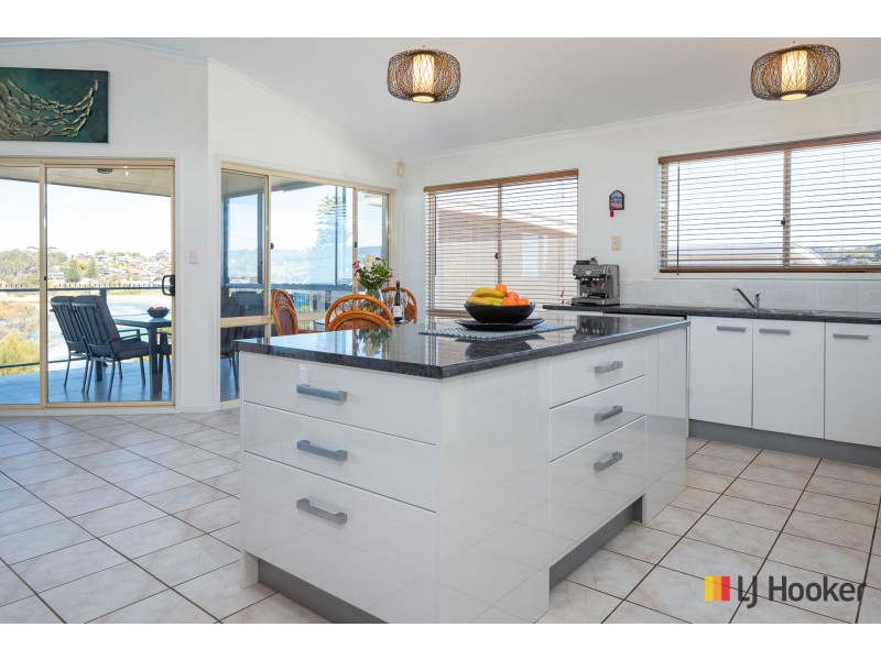 43 Tallawang Avenue, Malua Bay NSW 2536
