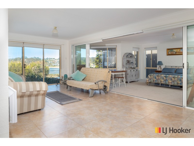 43 Tallawang Avenue, Malua Bay NSW 2536