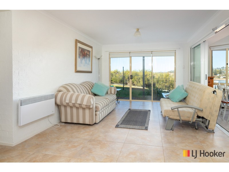 43 Tallawang Avenue, Malua Bay NSW 2536