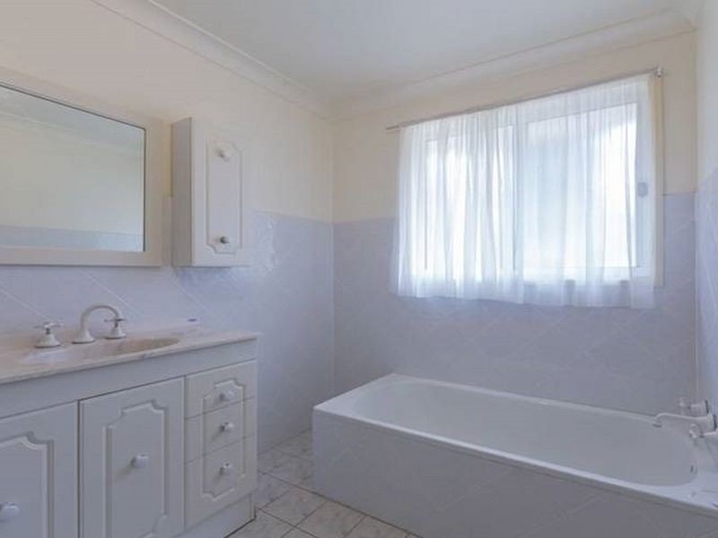 21 Long Beach Road, Long Beach NSW 2536