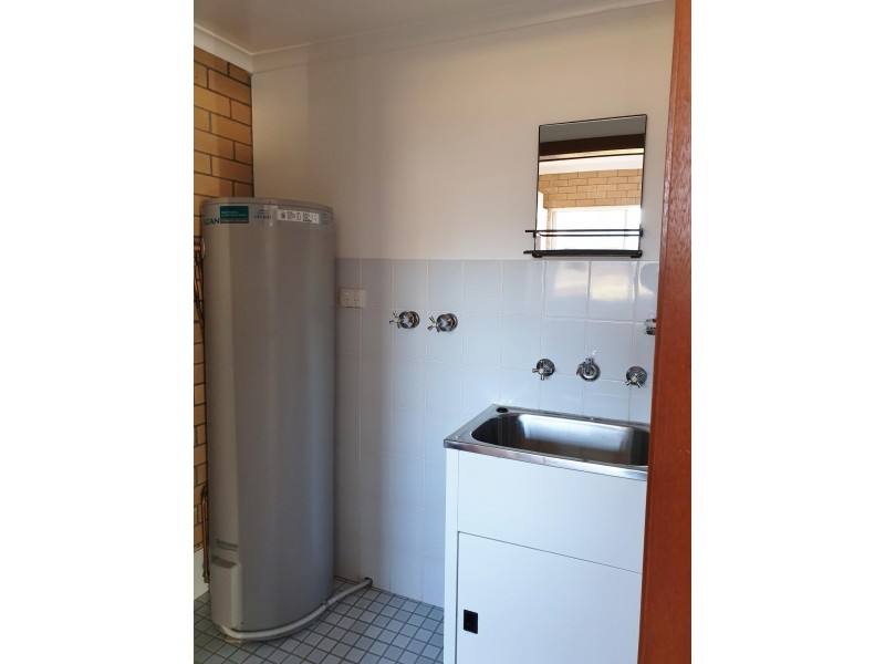 Unit 2/12 Golf Links Drive, Batemans Bay NSW 2536