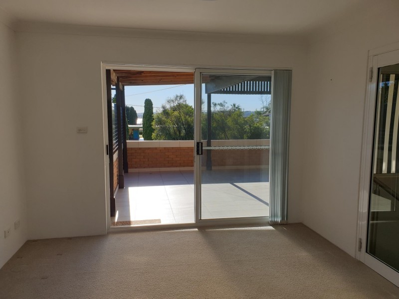 Unit 1/12 Golf Links Drive, Batemans Bay NSW 2536