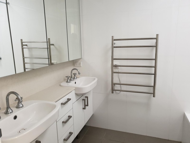Unit 1/12 Golf Links Drive, Batemans Bay NSW 2536
