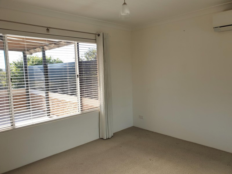 Unit 1/12 Golf Links Drive, Batemans Bay NSW 2536