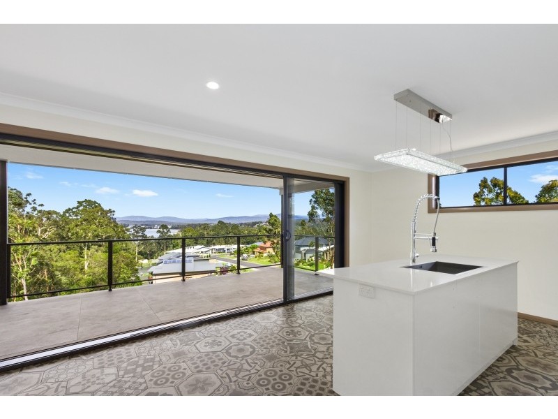 12 Courtenay Crescent, Long Beach NSW 2536