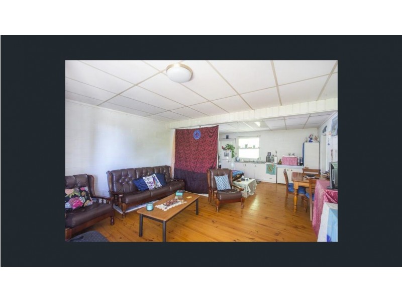 19b Surf Beach Avenue, Surf Beach NSW 2536