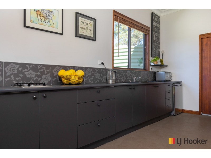 130 Allards Lane, Nelligen NSW 2536