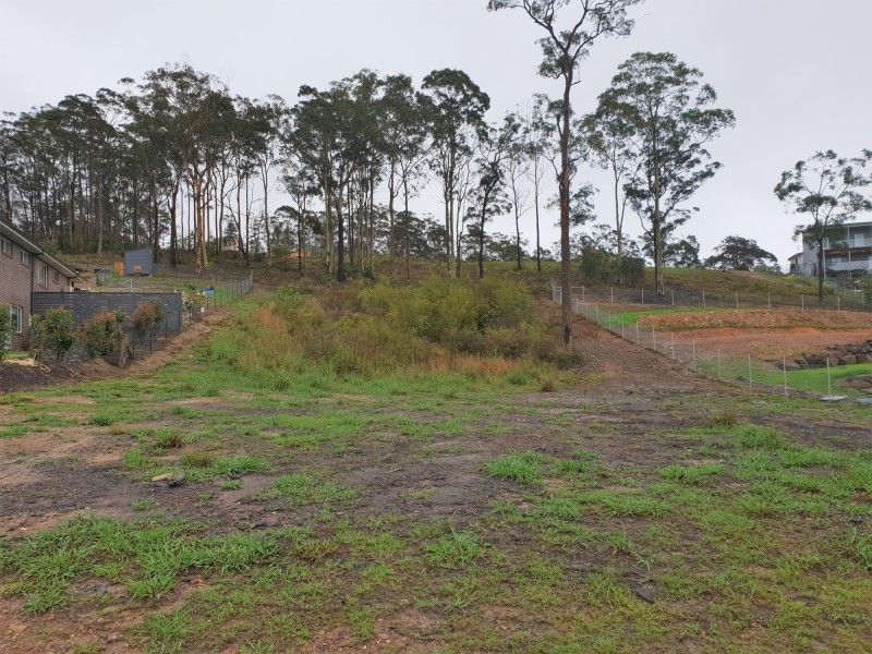 10 Spotted Gum Place, North Batemans Bay NSW 2536