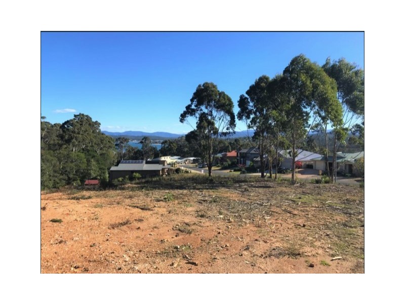 115 Courtenay Crescent, Long Beach NSW 2536