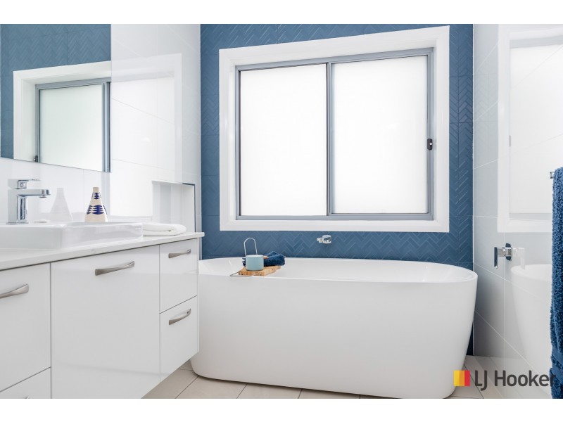 2B Denham Avenue, Denhams Beach NSW 2536