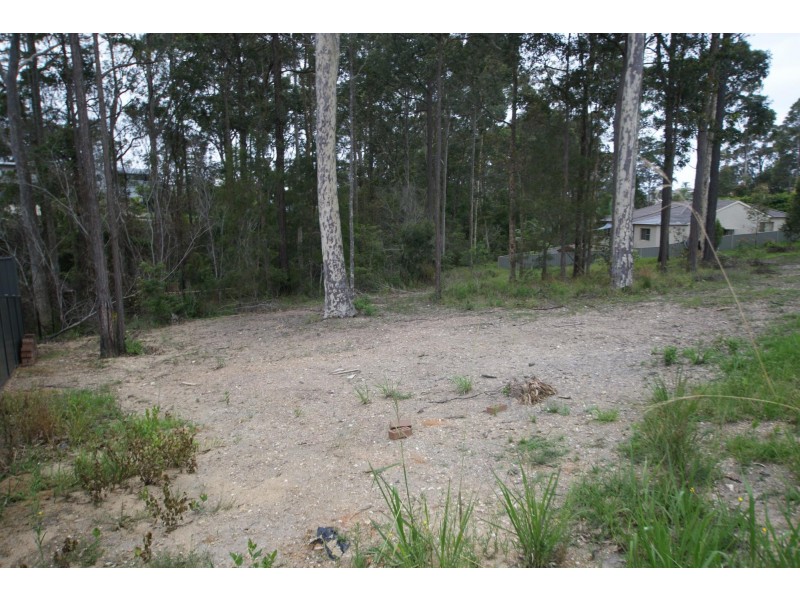 13 Wattlebird Way, Malua Bay NSW 2536