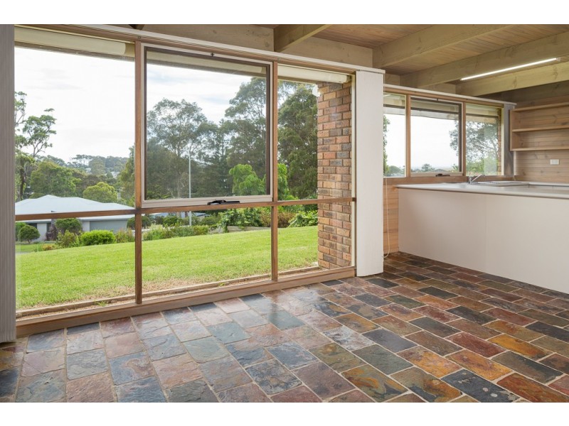 6 Merriwee Avenue, Malua Bay NSW 2536