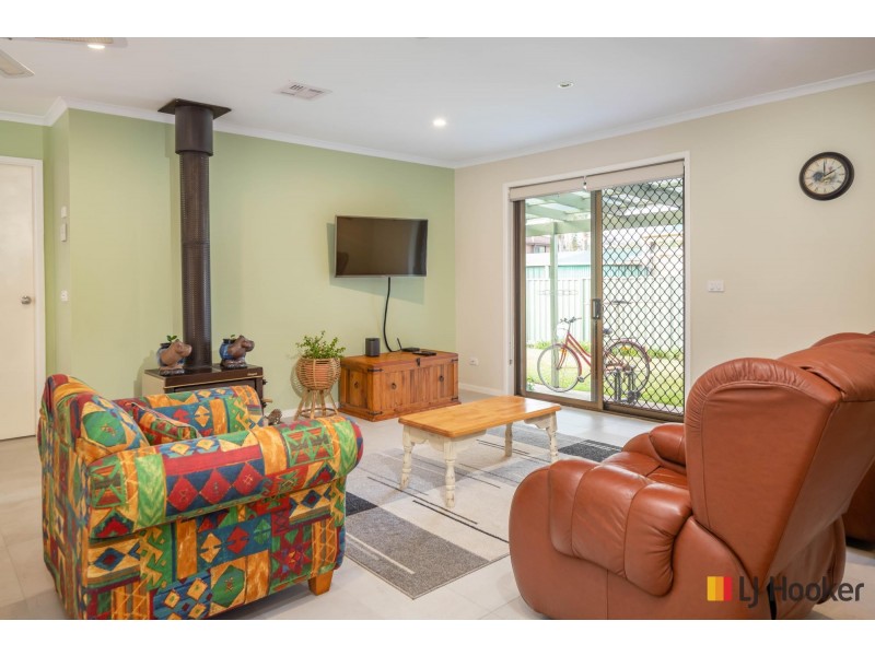 4 Belbowrie Parade, Maloneys Beach NSW 2536