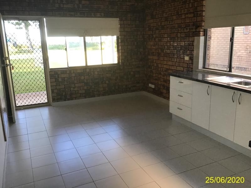 3/32 Myamba Parade, Surfside NSW 2536