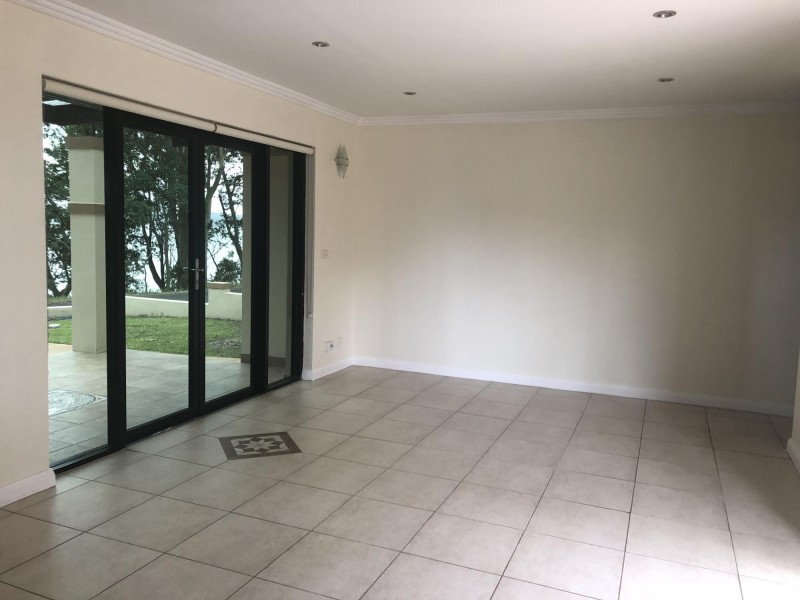 10 Observation Avenue, Batehaven NSW 2536