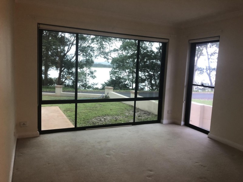 10 Observation Avenue, Batehaven NSW 2536