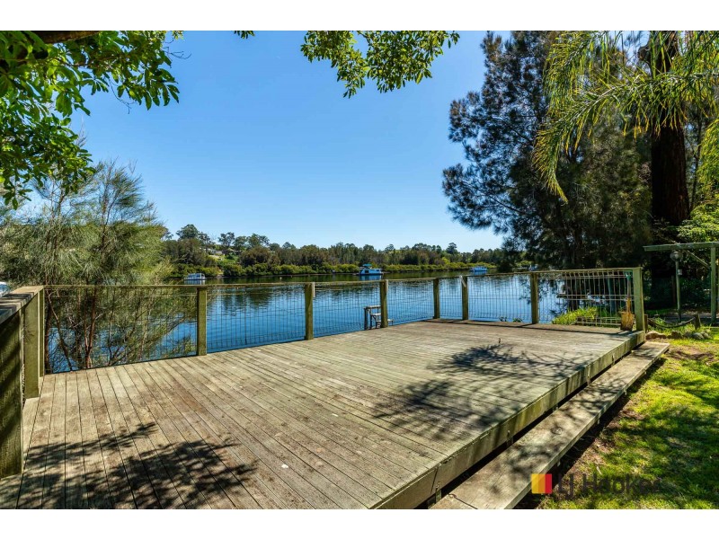 19 Sproxtons Lane, Nelligen NSW 2536