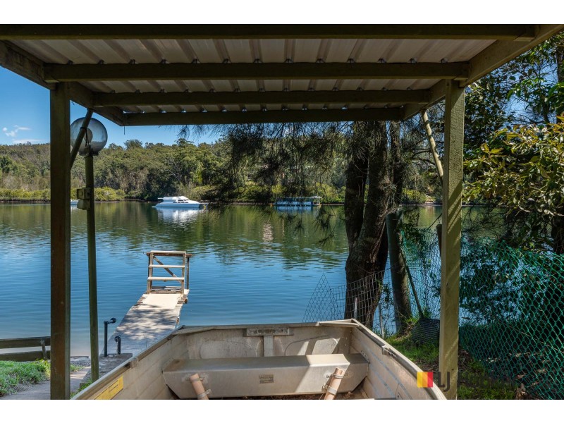 19 Sproxtons Lane, Nelligen NSW 2536