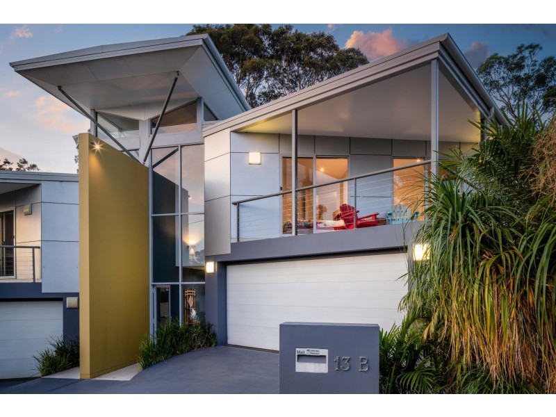 13B Bronte Crescent, Sunshine Bay NSW 2536