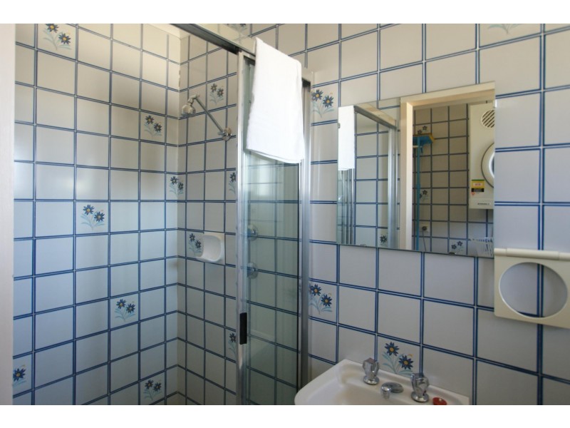 8/2-6 Matthew Parade, Batehaven NSW 2536