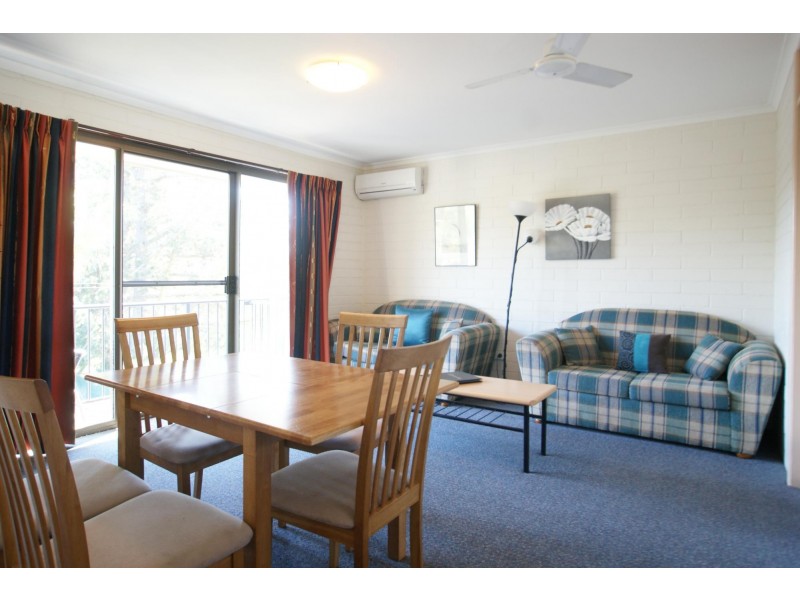 8/2-6 Matthew Parade, Batehaven NSW 2536