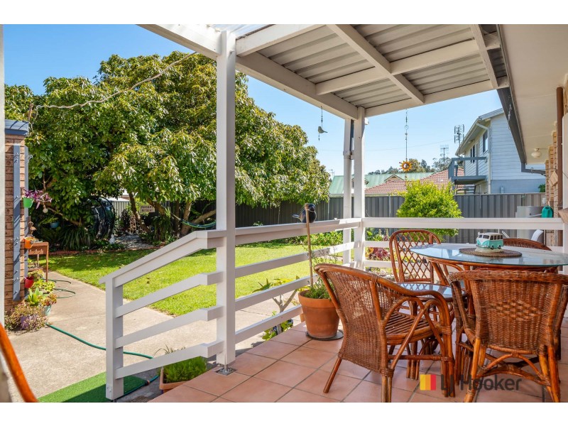 38 Belbowrie Parade, Maloneys Beach NSW 2536