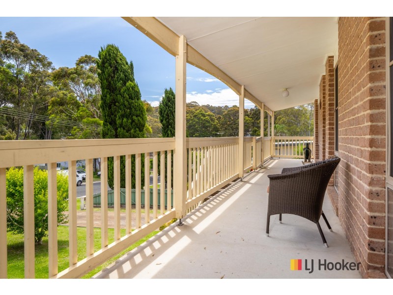 8 Euroka Avenue, Malua Bay NSW 2536