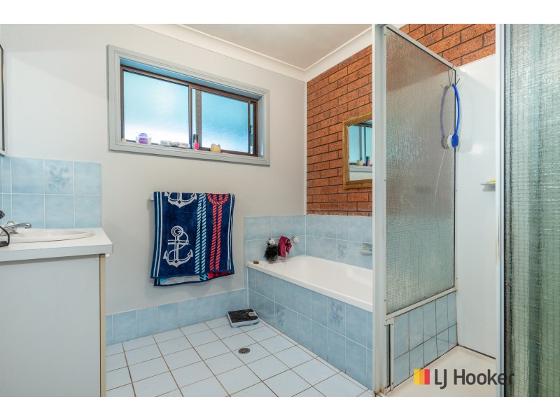 25 Tallwood Crescent, Rosedale NSW 2536