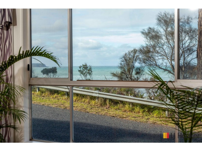 10A & 10B Bronte Crescent, Sunshine Bay NSW 2536