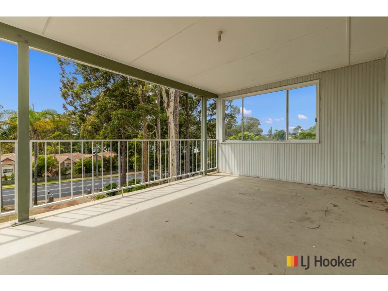 586 Beach Road, Denhams Beach NSW 2536