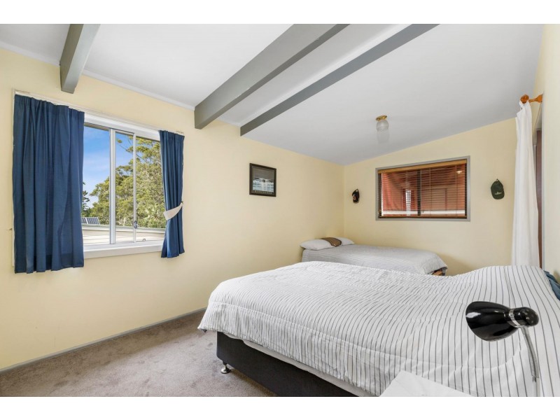 89 Berrima Parade, Surfside NSW 2536