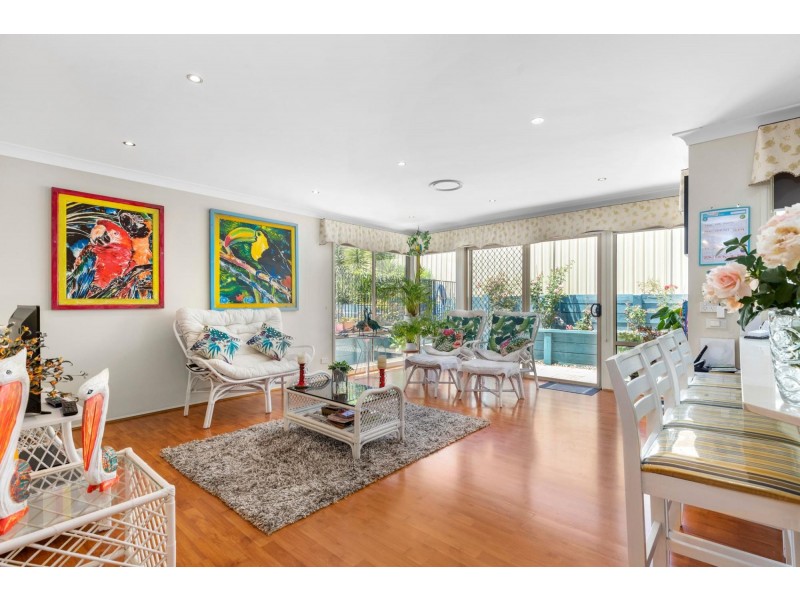 3 Stuart Place, Sunshine Bay NSW 2536