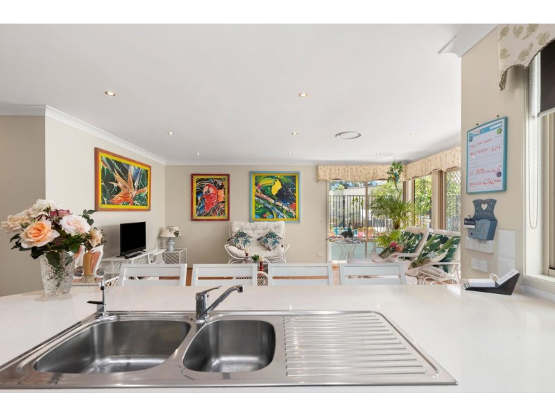 3 Stuart Place, Sunshine Bay NSW 2536