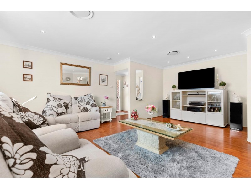 3 Stuart Place, Sunshine Bay NSW 2536