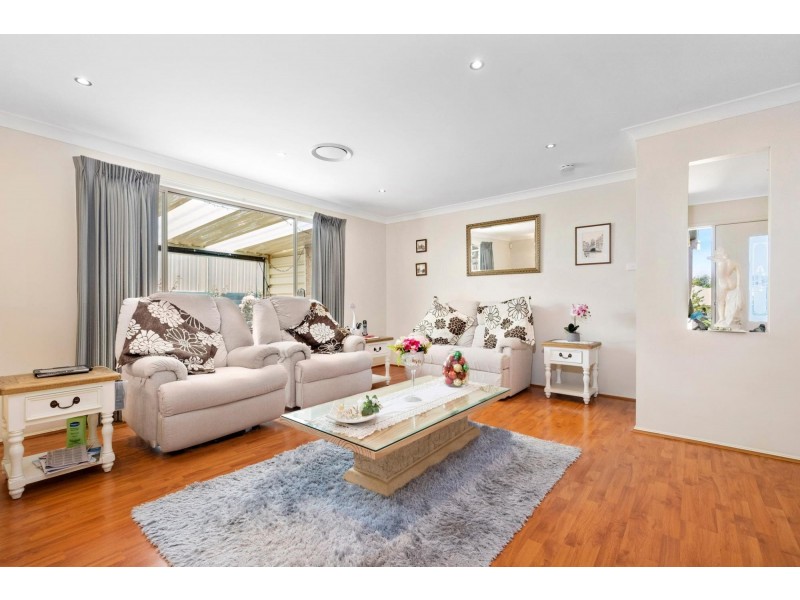 3 Stuart Place, Sunshine Bay NSW 2536