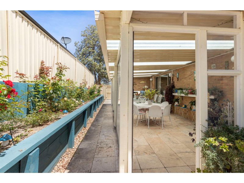 3 Stuart Place, Sunshine Bay NSW 2536