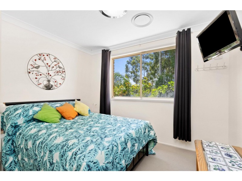 3 Stuart Place, Sunshine Bay NSW 2536