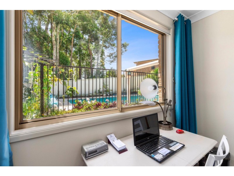 3 Stuart Place, Sunshine Bay NSW 2536