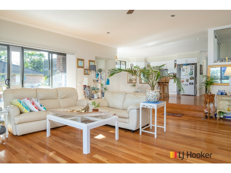 21 Riverview Crescent, Catalina NSW 2536