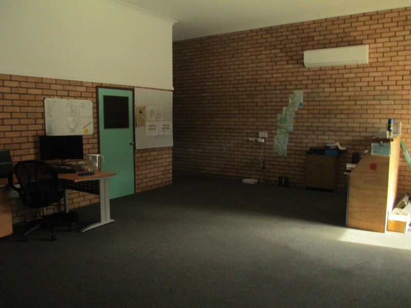 16-24 Yarragee Road, Moruya NSW 2537