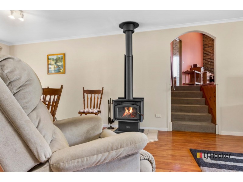21 Johnson Place, Surf Beach NSW 2536