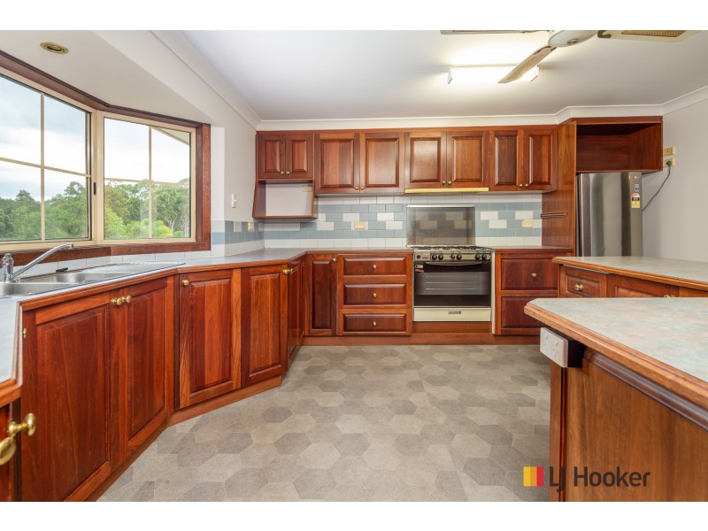 65 Karoola Crescent, Surfside NSW 2536