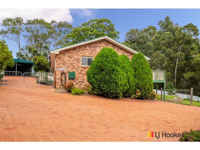 65 Karoola Crescent, Surfside NSW 2536